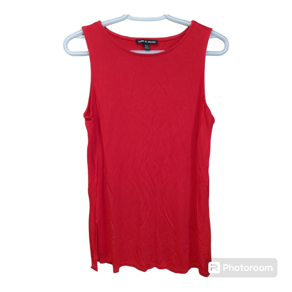 CABLE & GAUGE Red Tank Top Size Medium